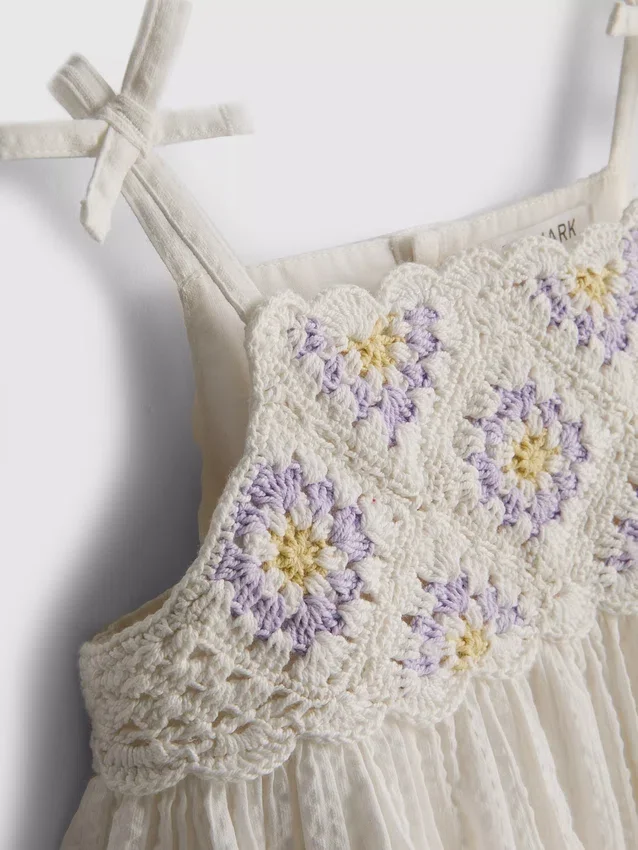 0–18 hónap | horgolt újszülött smockruha