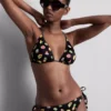 2 db-os nyomtatott háromszög alakú bikini felső