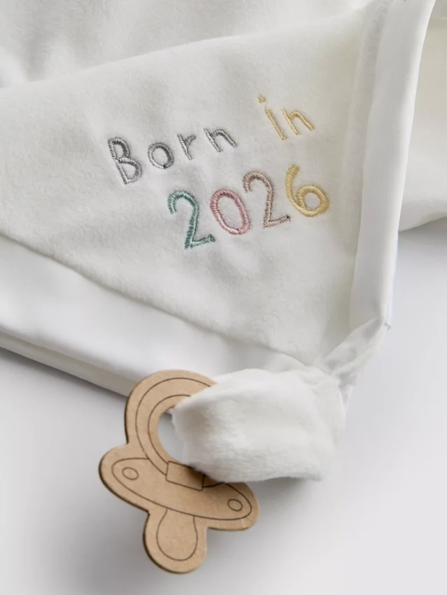 2026-ban született baba vigasztaló