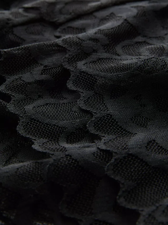 3 db-os csipkés bandeau tanga szett