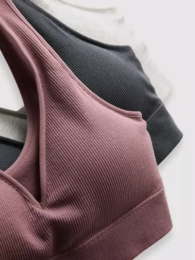 3 db-os csomag varratmentes V-nyakú bralette