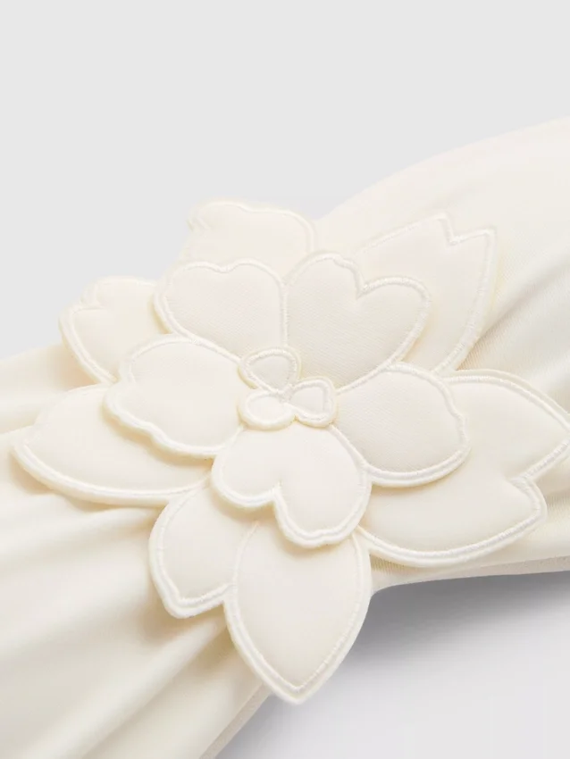 3D-s virágmintás bandeau bikini felső