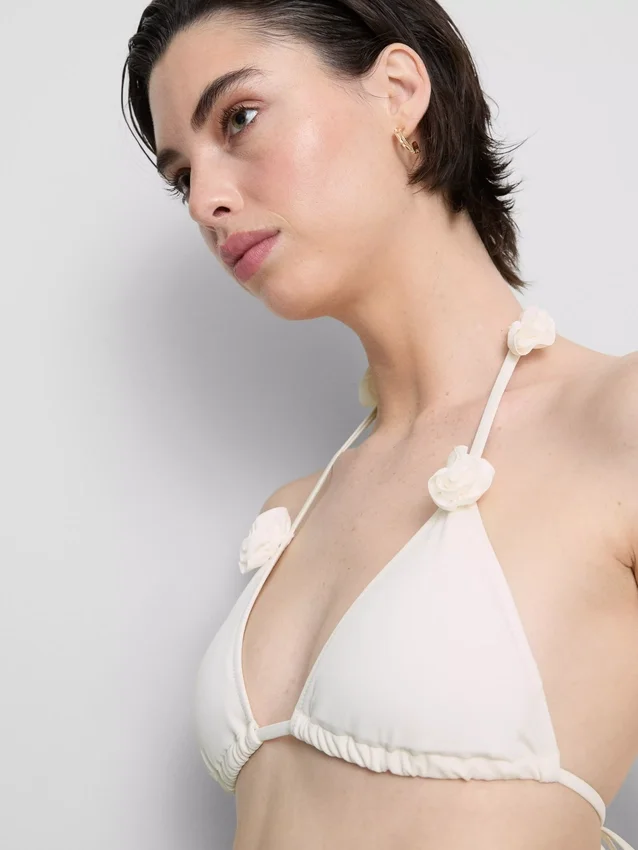 3D-s virágmintás háromszög alakú bikini felső