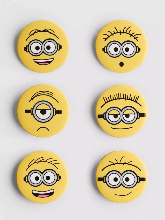 6 db-os Minions gomb