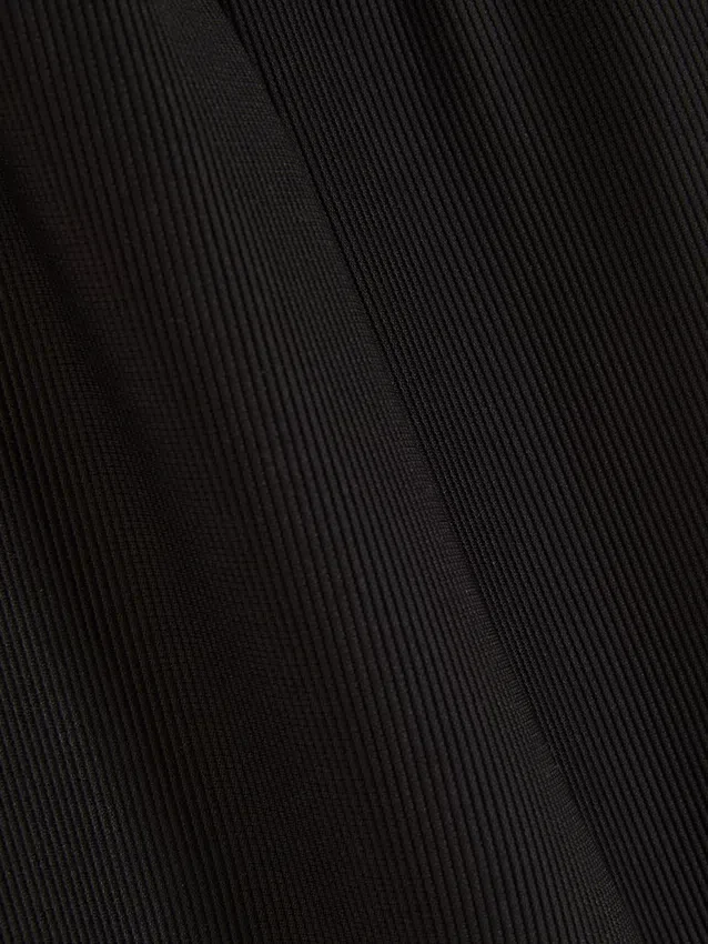 7–15 év | bordázott, táguló szárú leggings
