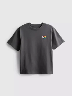 7–15 éves korosztály | „Pride” grafikás póló