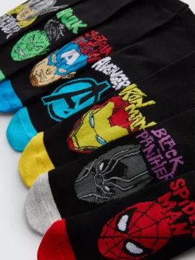 7 db-os Marvel bokazokni