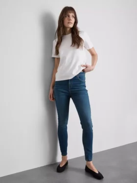 A legjobb magas derekú skinny farmer