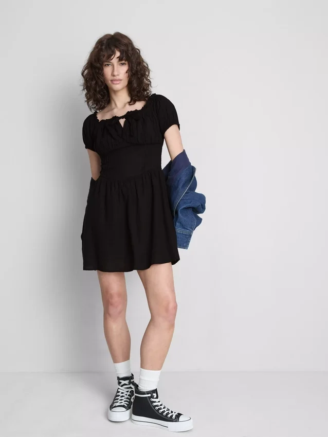 A Primark-kollekció | fűzős tehenészlány mini ruha