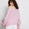 A Primark-kollekció | szlogenes, vállakat szabadon hagyó pulóver