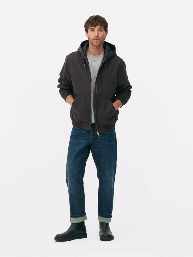 A Stronghold vászon kapucnis dzseki