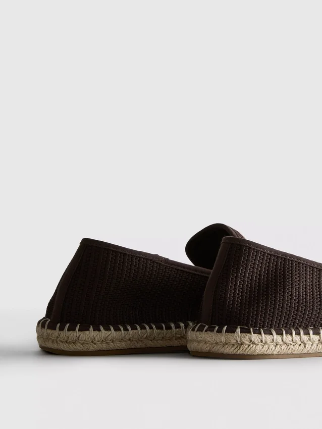 Alacsony szárú, kötött espadrill