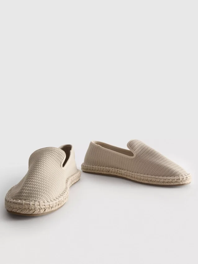 Alacsony szárú, kötött espadrill