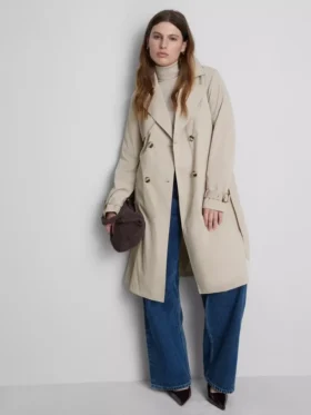 Alapvető, övvel ellátott trenchcoat