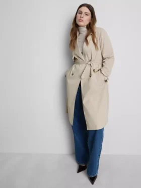 Alapvető, övvel ellátott trenchcoat