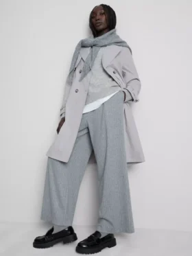 Alapvető, övvel ellátott trenchcoat
