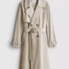 Alapvető, övvel ellátott trenchcoat