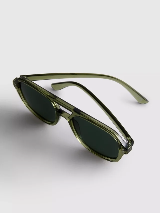 Aviator stílusú napszemüveg