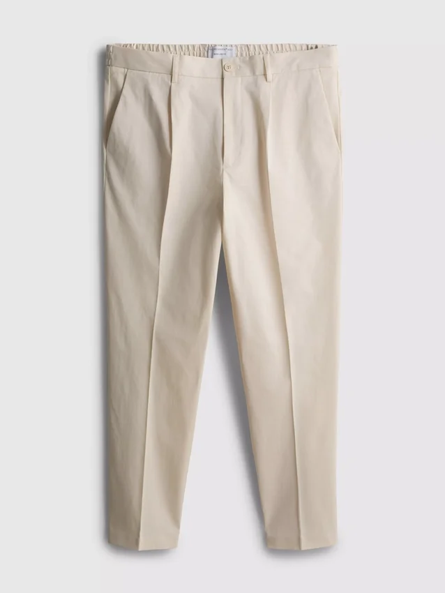 Az Edit slim fit barizsolt nadrág
