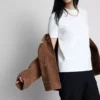 Az Edit slim fit póló
