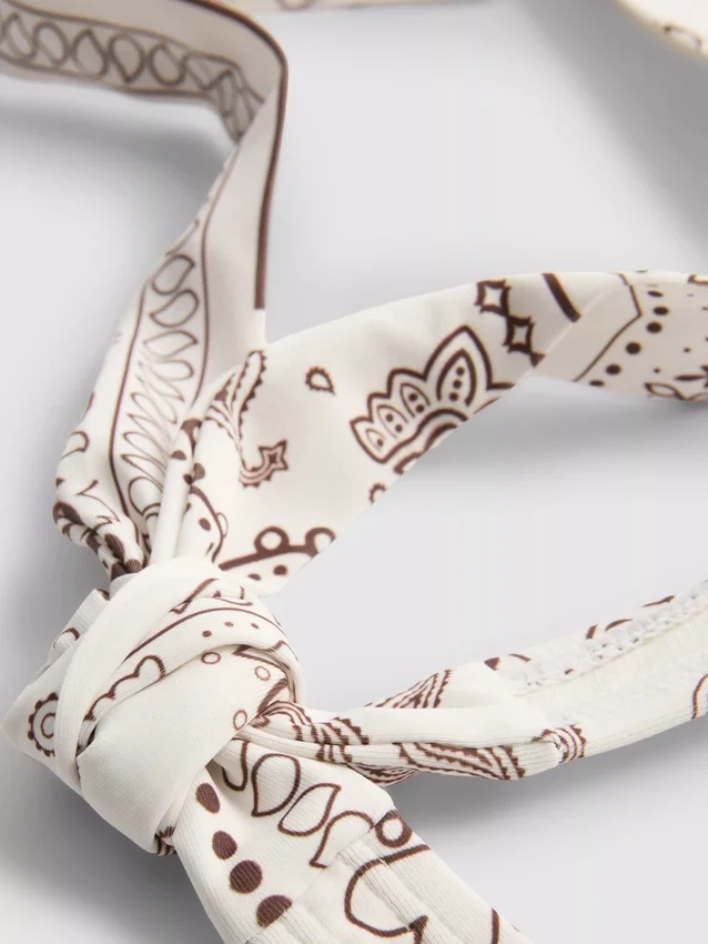 Bandana-mintás, nyakpántos bikini felső