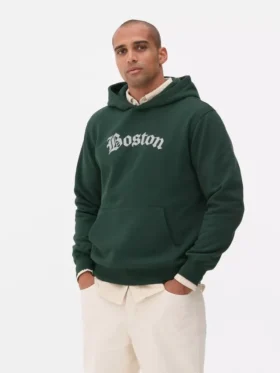 Boston grafikás kapucnis pulóver