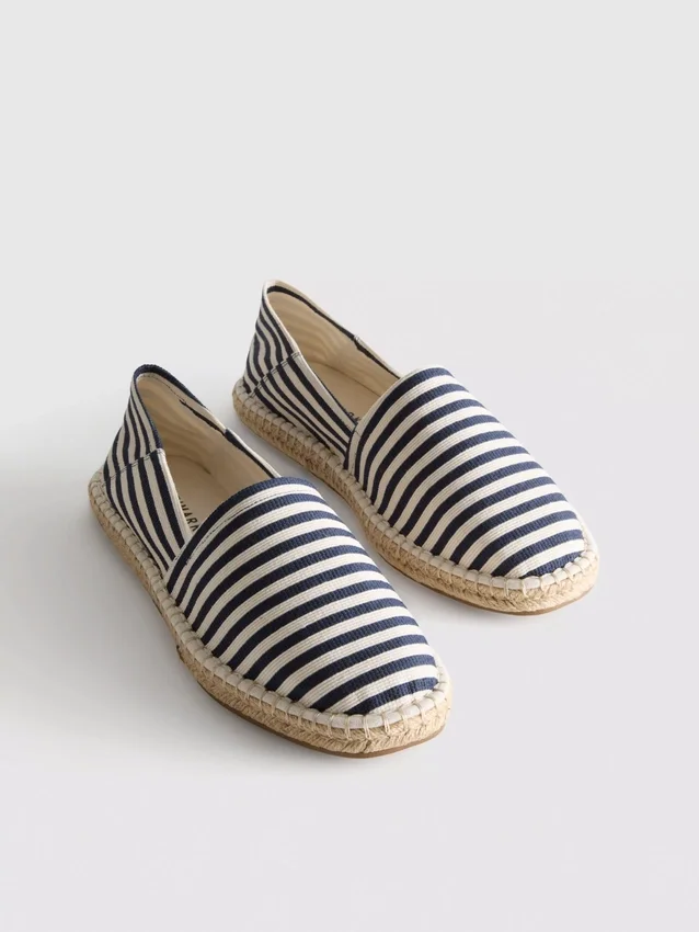Csíkos, felhúzható espadrill