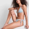 Daisy-szegélyes kockás háromszög alakú bikini felső