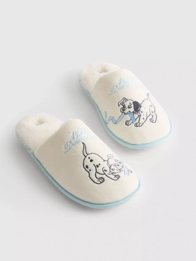 Disney 101 kiskutya papucs