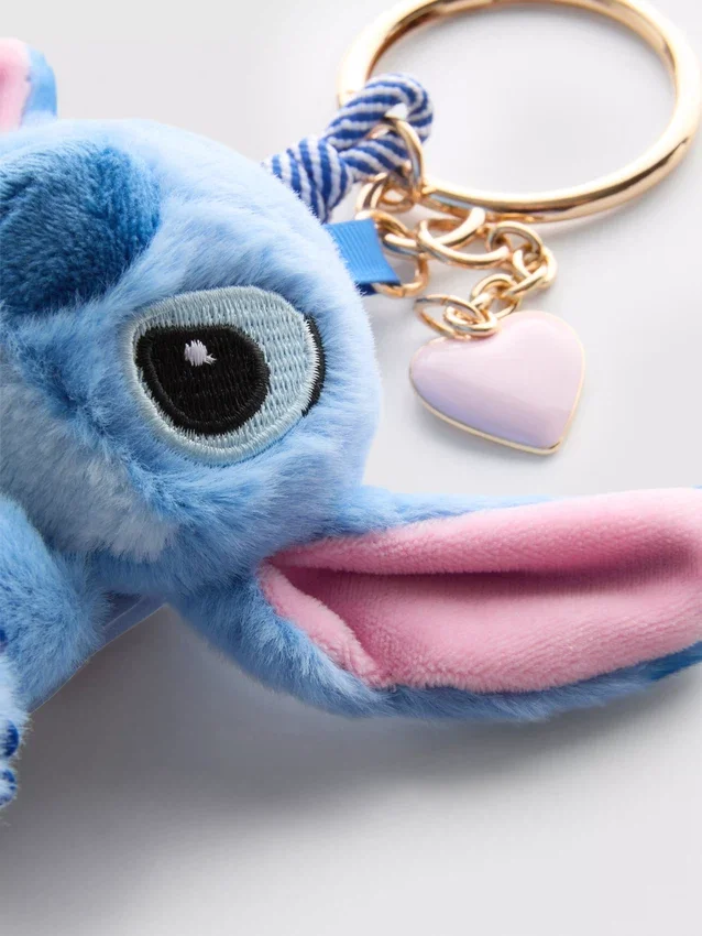 Disney Stitch plüssfigurás kulcstartó medál