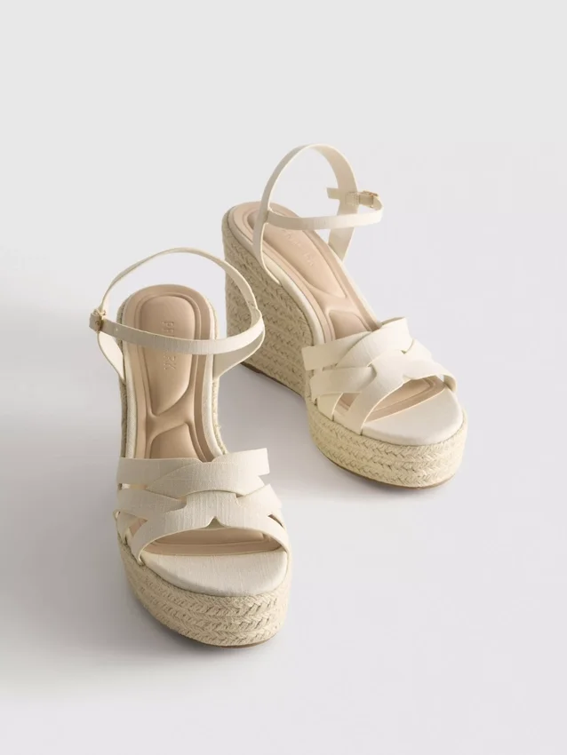 Espadrille sarokos szandál
