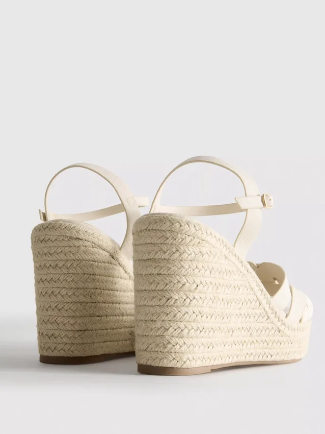 Espadrille sarokos szandál