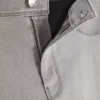 Essential közepes derékmagasságú skinny farmer | normál