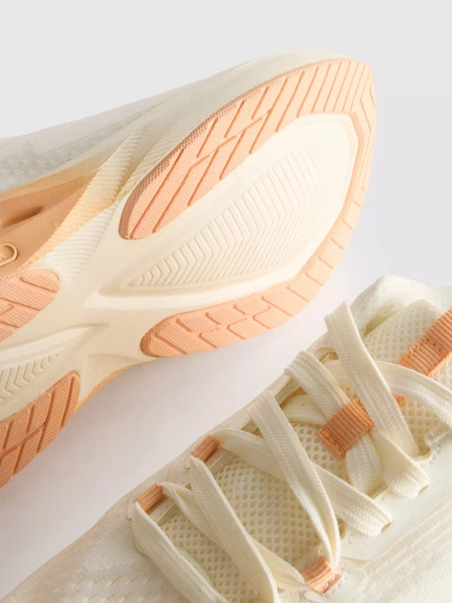 Foamflex párnázású futócipő
