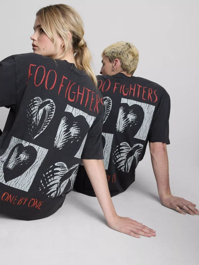Foo Fighters grafikás póló