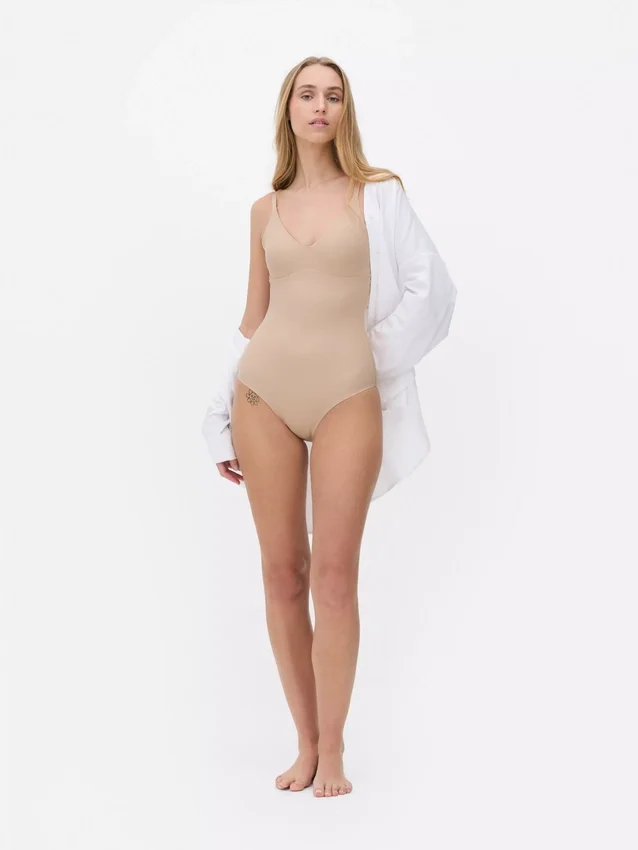 Formázó testformáló body