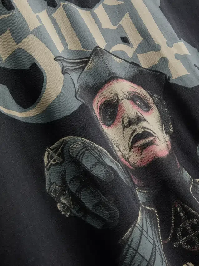 „Ghost” rövid ujjú póló