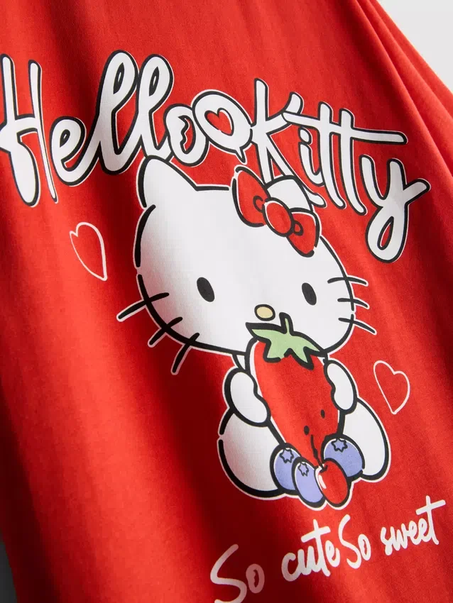 Hello Kitty pamut, laza szabású epres póló
