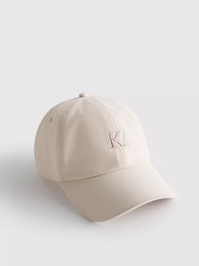 Hímzett kezdőbetűs baseball sapka