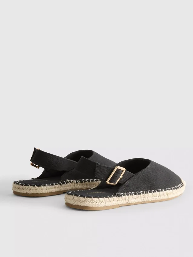 Hátsó pántos espadrill szandál