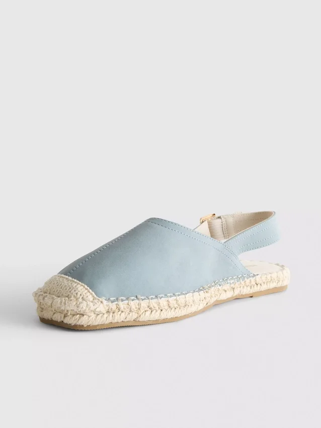 Hátsó pántos espadrill szandál