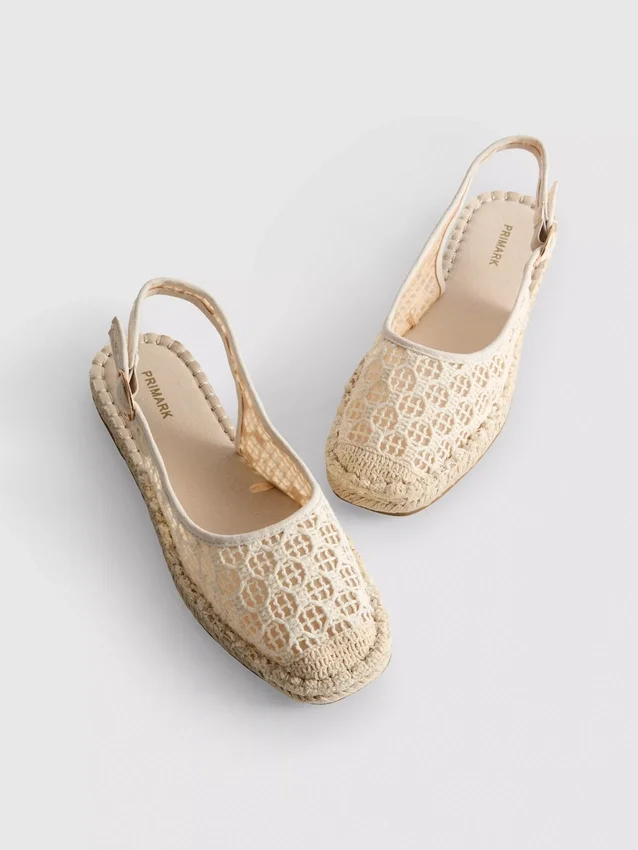 Hátsó pántos espadrill szandál