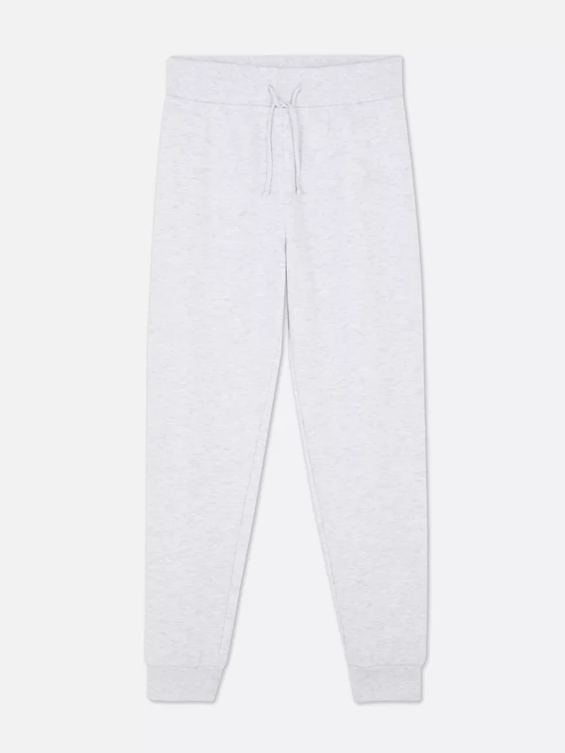 Húzózsinóros, szűk joggingnadrág