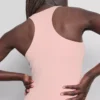 Kerek nyakú sportos trikó