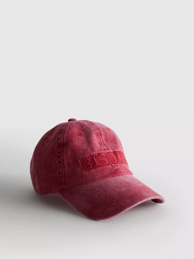 Kimosott, hímzett baseball sapka