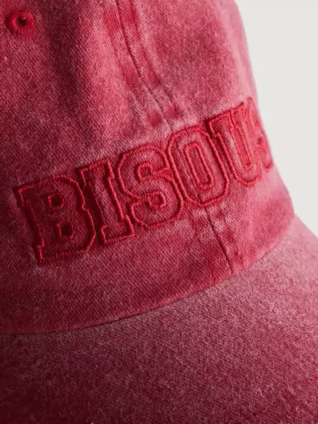Kimosott, hímzett baseball sapka