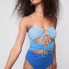 Kivágott bandeau fürdőruha
