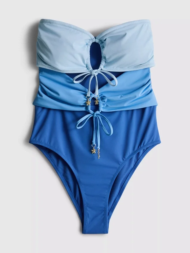 Kivágott bandeau fürdőruha