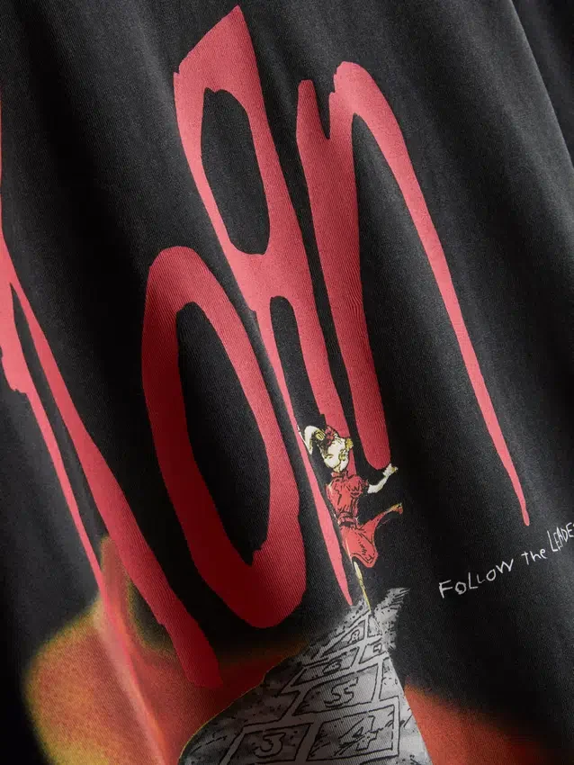 Korn grafikás póló