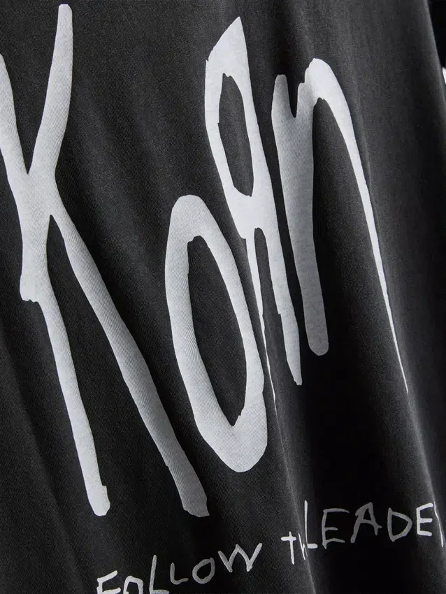 Korn grafikás póló